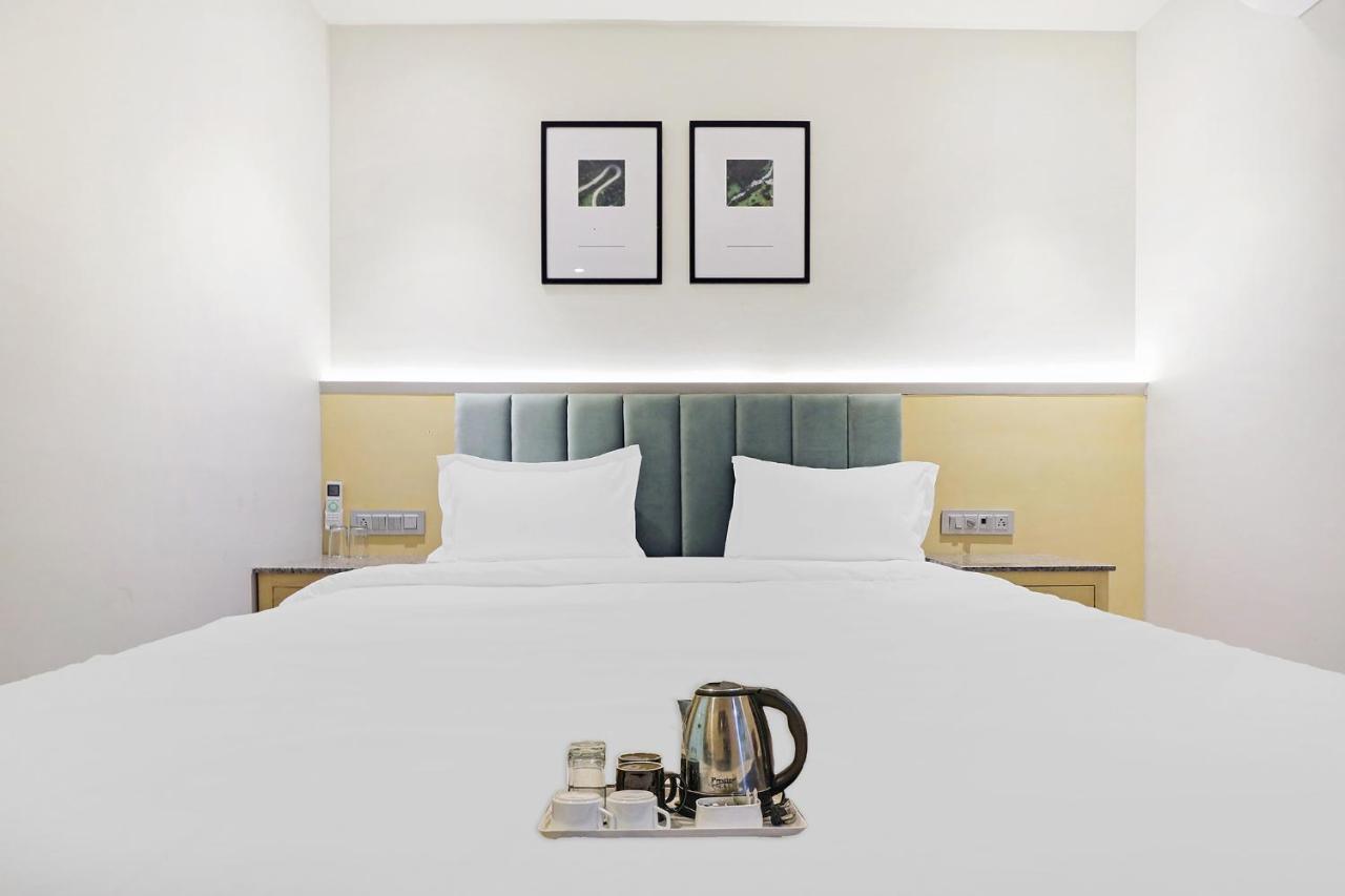 Fabhotel Oasis Yellow Courtyard ボーパール エクステリア 写真